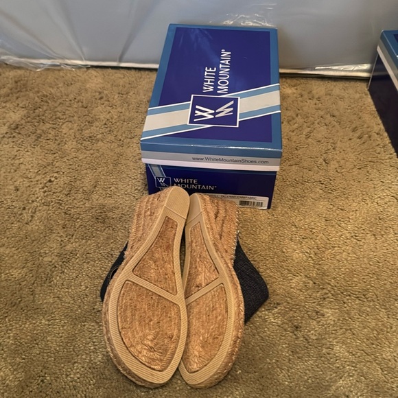 White Mountain Shoes Beachball Denim Wedge 6.5 - Picture 3 of 5